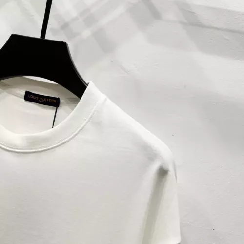 Replica Louis Vuitton LV T-Shirts Short Sleeved For Unisex #1361919 $40.00 USD for Wholesale