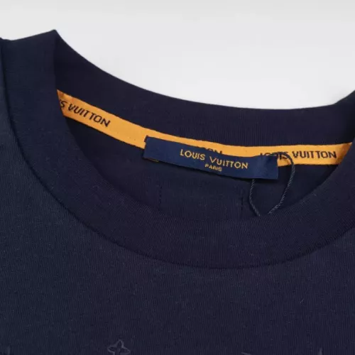 Replica Louis Vuitton LV T-Shirts Short Sleeved For Unisex #1361987 $64.00 USD for Wholesale