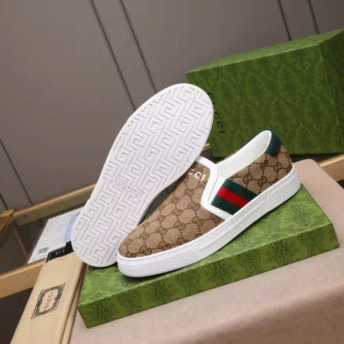 Replica Gucci Casual Shoes For Men #1362208 $72.00 USD for Wholesale