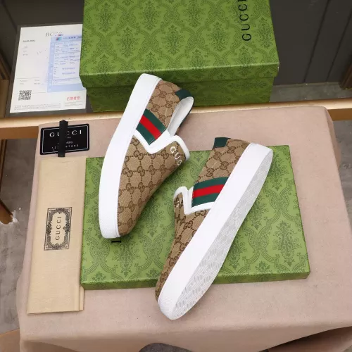 Replica Gucci Casual Shoes For Men #1362208 $72.00 USD for Wholesale