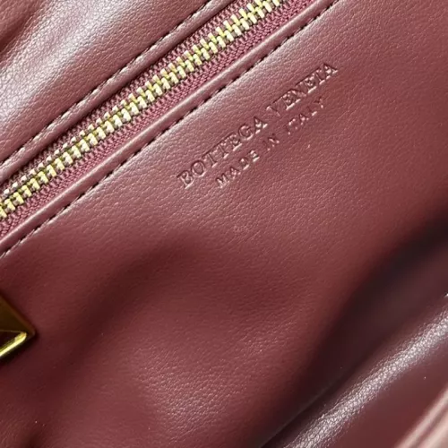 Replica Bottega Veneta BV AAA Quality Messenger Bags For Women #1363633 $88.00 USD for Wholesale