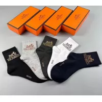 $25.00 USD Hermes Socks For Men #1352868