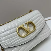 $98.00 USD Valentino AAA Quality Messenger Bags For Women #1355369