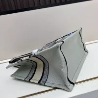 $100.00 USD Christian Dior AAA Quality Tote-Handbags For Women #1355492