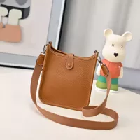 $76.00 USD Hermes AAA Quality Messenger Bags For Women #1355573
