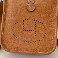 $76.00 USD Hermes AAA Quality Messenger Bags For Women #1355573