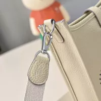 $76.00 USD Hermes AAA Quality Messenger Bags For Women #1355579