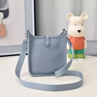 $76.00 USD Hermes AAA Quality Messenger Bags For Women #1355581