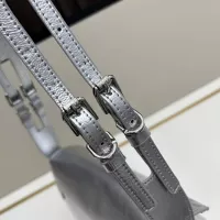 $102.00 USD Givenchy AAA Quality Messenger Bags For Women #1355751