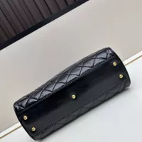 $98.00 USD Chanel AAA Quality Handbags For Women #1355952