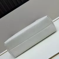 $96.00 USD Chanel AAA Quality Shoulder Bags For Women #1355974