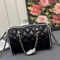 $88.00 USD Chanel AAA Quality Messenger Bags For Women #1356077
