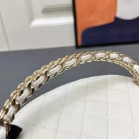 $85.00 USD Chanel AAA Quality Messenger Bags For Women #1356082