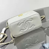 $76.00 USD Chanel AAA Quality Messenger Bags For Women #1356204