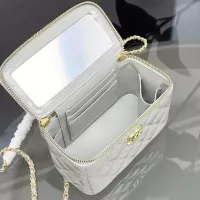 $76.00 USD Chanel AAA Quality Messenger Bags For Women #1356204