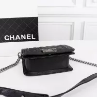 $80.00 USD Chanel AAA Quality Messenger Bags For Women #1356206