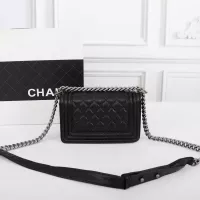 $80.00 USD Chanel AAA Quality Messenger Bags For Women #1356206