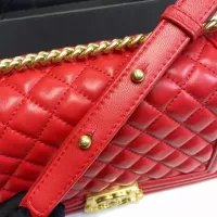 $88.00 USD Chanel AAA Quality Messenger Bags For Women #1356236