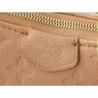 $48.00 USD Louis Vuitton Messenger Bags For Women #1356282