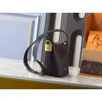 $56.00 USD Louis Vuitton Messenger Bags For Women #1356286
