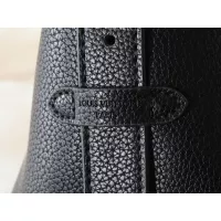$56.00 USD Louis Vuitton Messenger Bags For Women #1356286