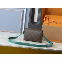 $56.00 USD Louis Vuitton Messenger Bags For Women #1356294