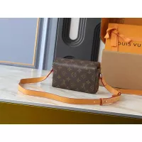 $56.00 USD Louis Vuitton Messenger Bags For Women #1356300