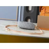 $60.00 USD Louis Vuitton Messenger Bags For Women #1356303
