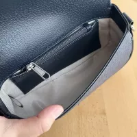 $72.00 USD Gucci AAA Quality Messenger Bags For Women #1357200