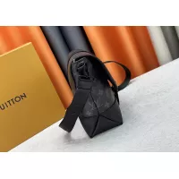 $76.00 USD Louis Vuitton AAA Man Messenger Bags #1357349