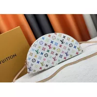 $88.00 USD Louis Vuitton AAA Quality Messenger Bags For Women #1357354