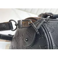 $76.00 USD Louis Vuitton AAA Quality Handbags #1357410