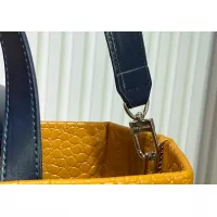 $80.00 USD Louis Vuitton AAA Quality Handbags For Women #1357433