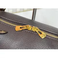 $68.00 USD Louis Vuitton AAA Quality Messenger Bags For Women #1357446