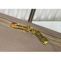 $68.00 USD Louis Vuitton AAA Quality Messenger Bags For Women #1357450