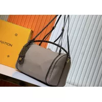 $72.00 USD Louis Vuitton AAA Quality Messenger Bags For Women #1357451