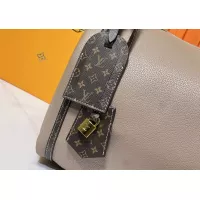 $72.00 USD Louis Vuitton AAA Quality Messenger Bags For Women #1357451