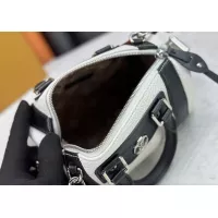 $76.00 USD Louis Vuitton AAA Quality Handbags For Women #1357562