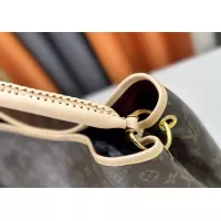 $76.00 USD Louis Vuitton AAA Quality Handbags For Women #1357616