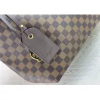 $76.00 USD Louis Vuitton AAA Quality Handbags For Women #1357617