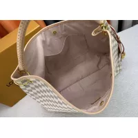 $76.00 USD Louis Vuitton AAA Quality Handbags For Women #1357618