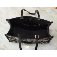 $80.00 USD Louis Vuitton AAA Quality Handbags For Women #1357956