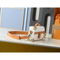 $72.00 USD Louis Vuitton AAA Quality Messenger Bags For Women #1358040