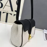$82.00 USD Celine AAA Quality Messenger Bags For Women #1358771