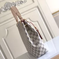 $165.00 USD Louis Vuitton AAA Quality Handbags In Pink For Women #1358875