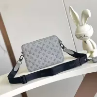 $182.00 USD Louis Vuitton AAA Quality Messenger Bags For Unisex #1358910