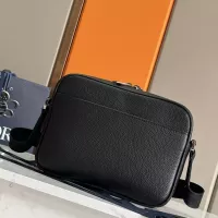 $140.00 USD Christian Dior AAA Man Messenger Bags #1359320