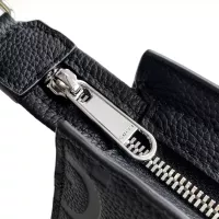 $108.00 USD Gucci AAA Man Messenger Bags #1359444