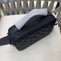$108.00 USD Louis Vuitton AAA Man Messenger Bags #1359520