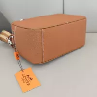 $102.00 USD Hermes AAA Man Messenger Bags #1359620